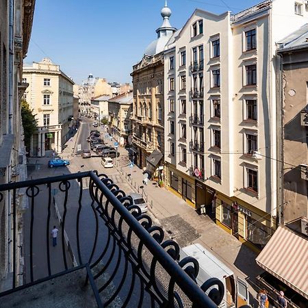Romari Гнатюка 3 Appartement Lviv Buitenkant foto