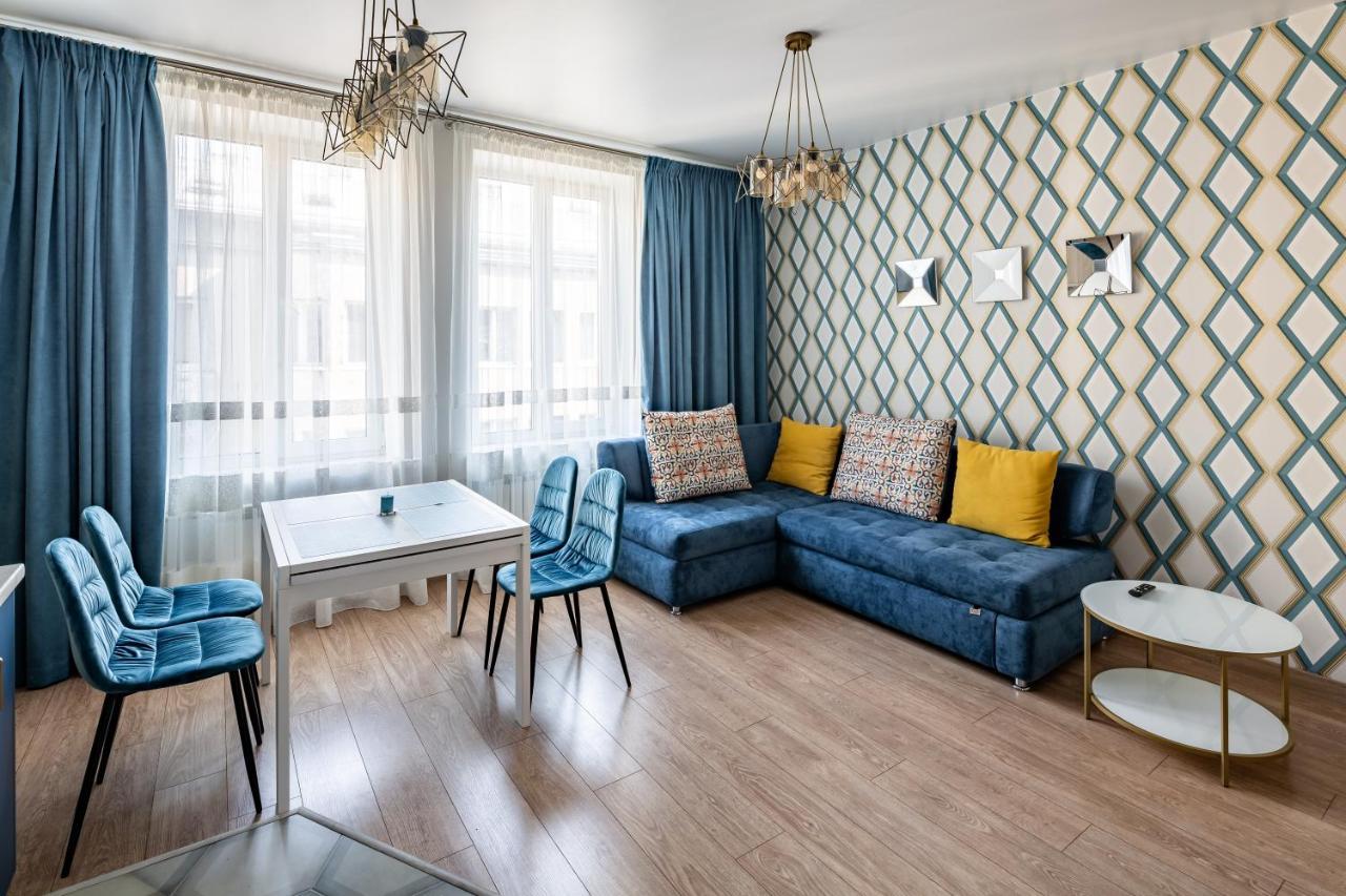 Romari Гнатюка 3 Appartement Lviv Buitenkant foto