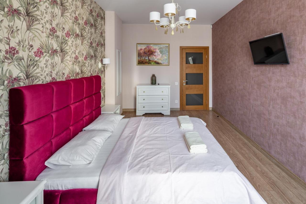 Romari Гнатюка 3 Appartement Lviv Buitenkant foto